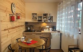 Apartamenty i pokoje Domino